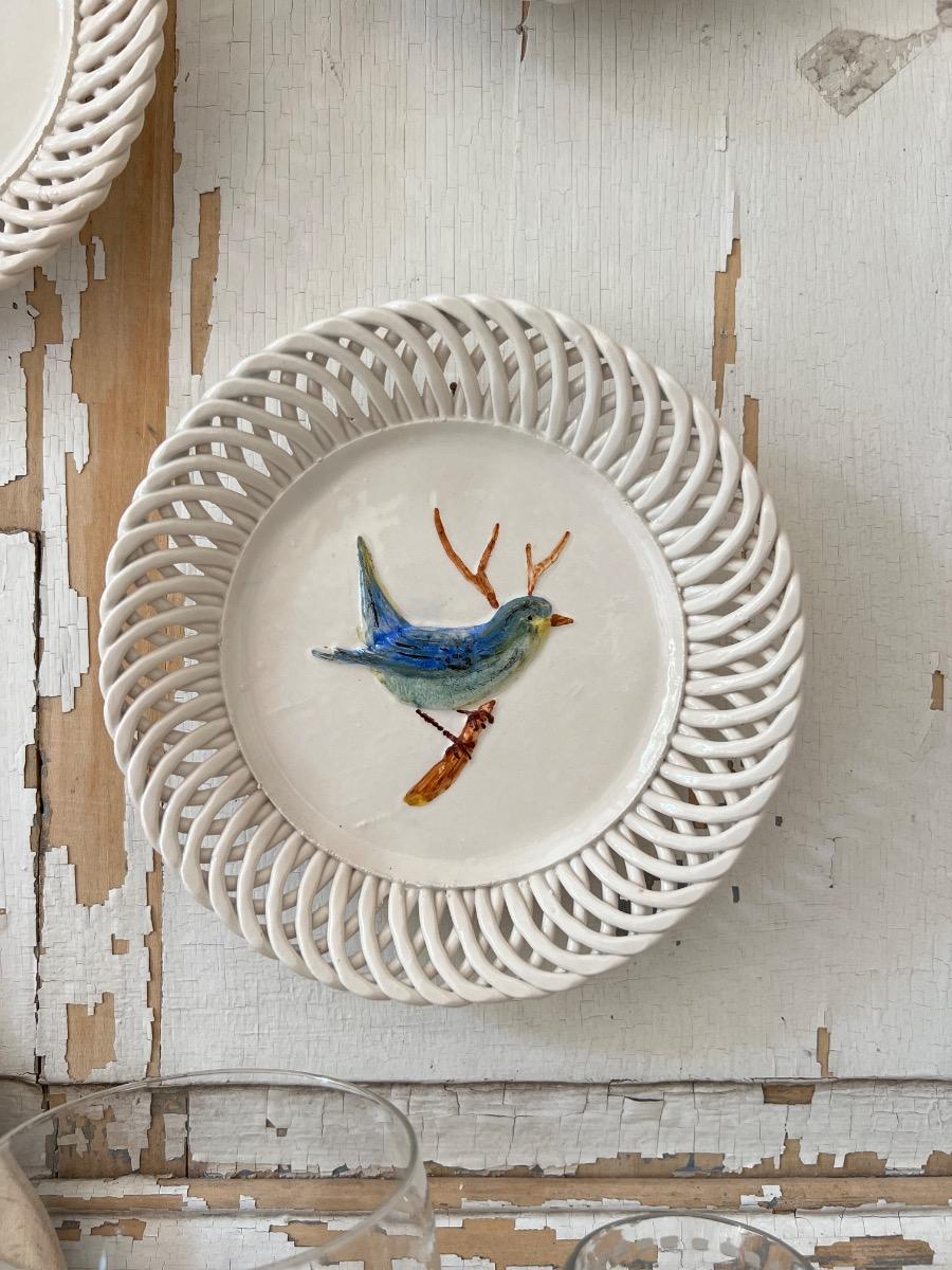 Suite de 4 assiettes faïence oiseaux 1900