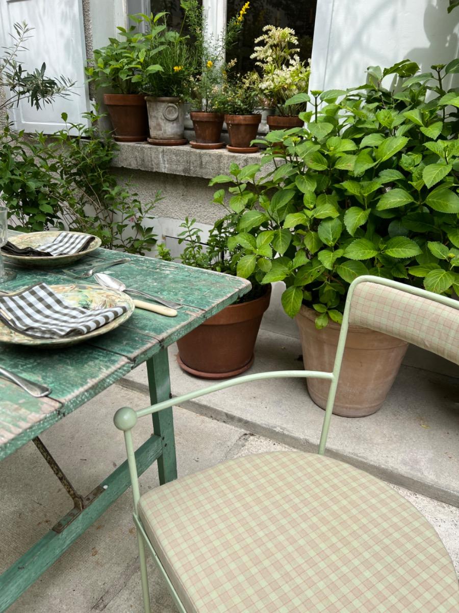 Set of 4 garden armchairs 