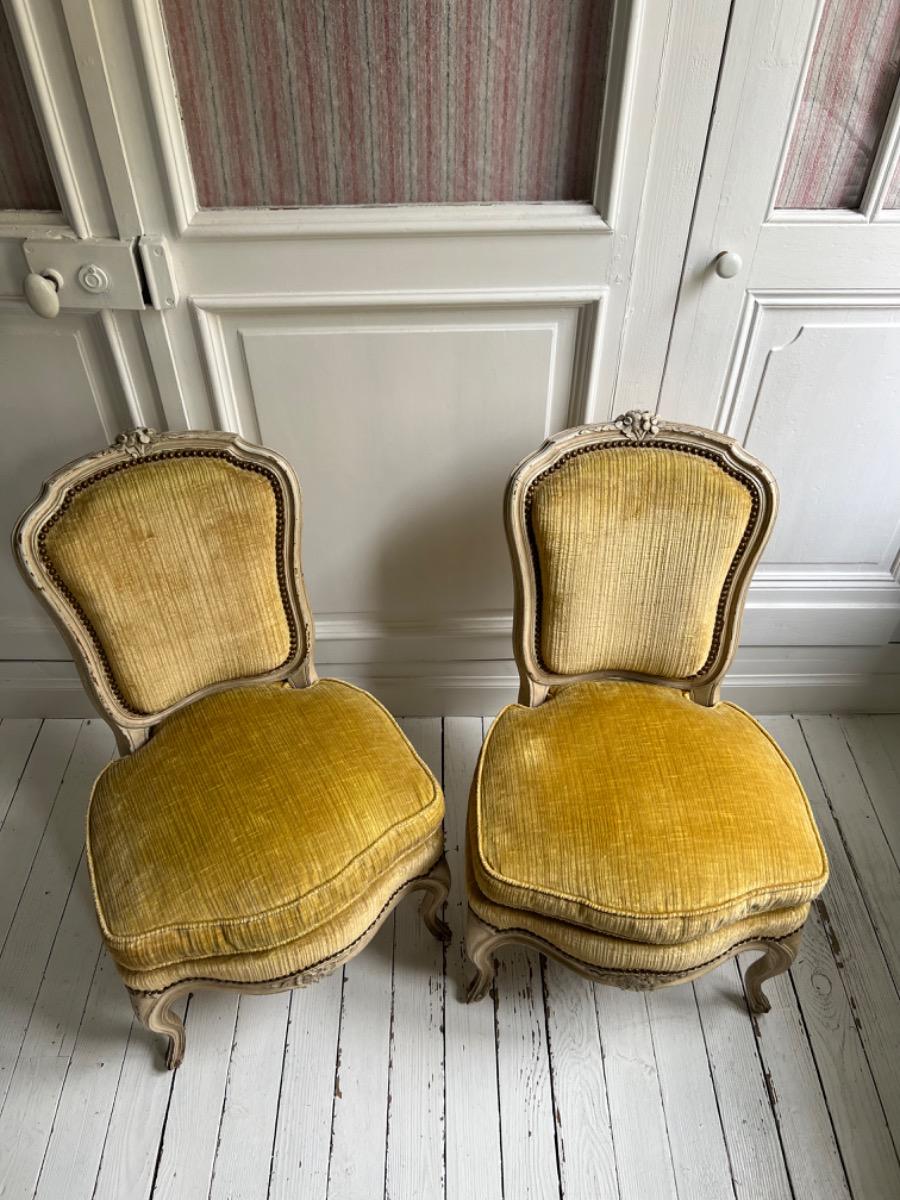 Pair of Louis XV style seaters