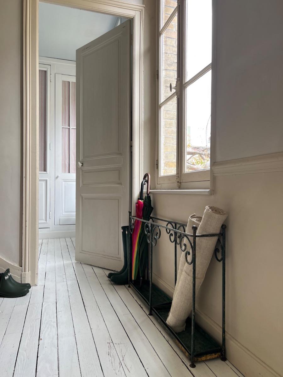 Long porte-parapluie métal 