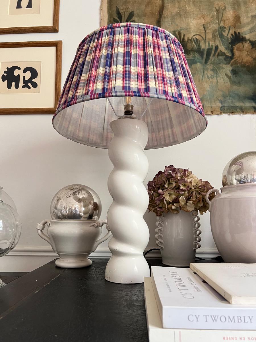 Lampe colonne torsadée 