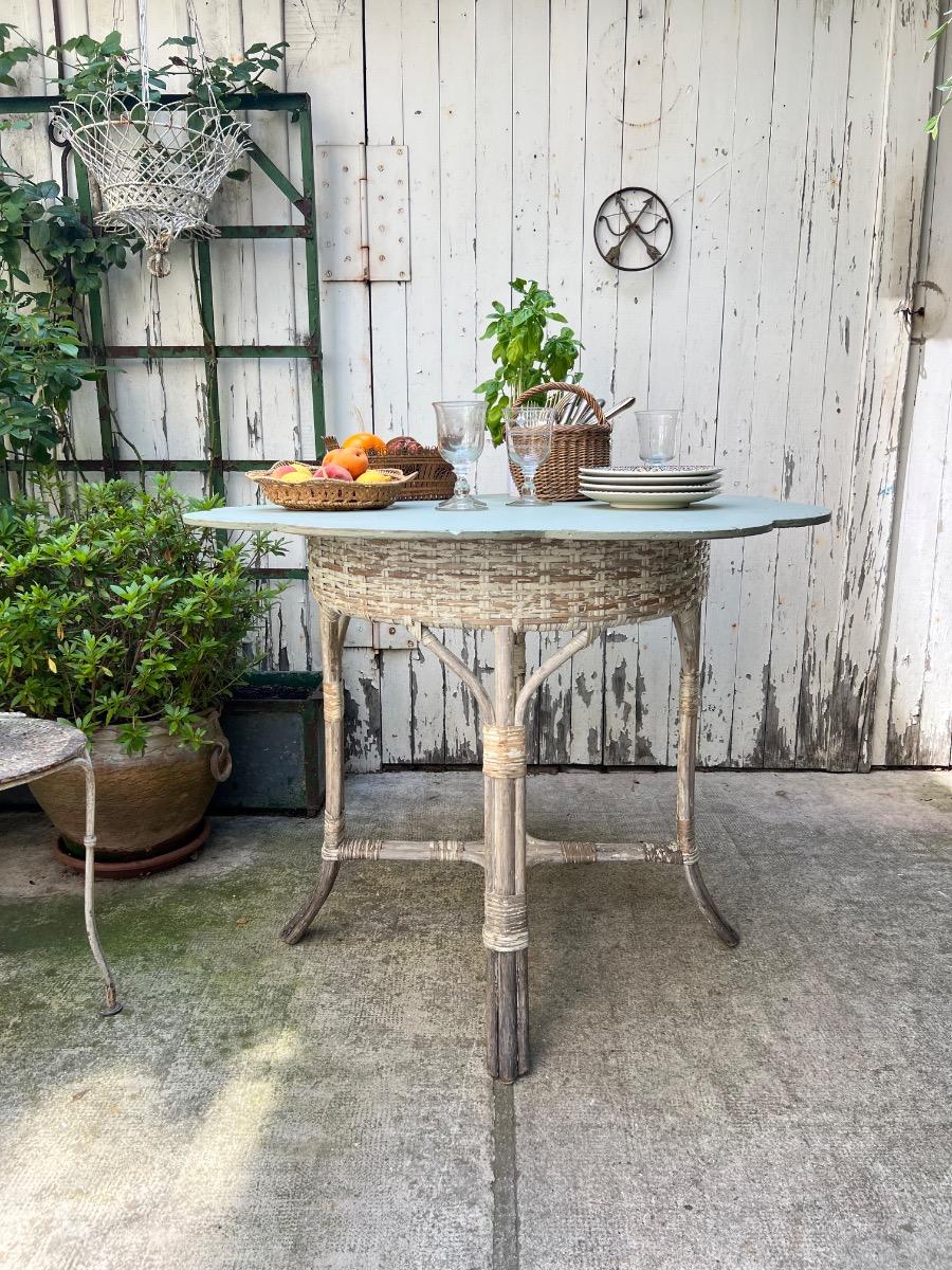 Table rotin 1930