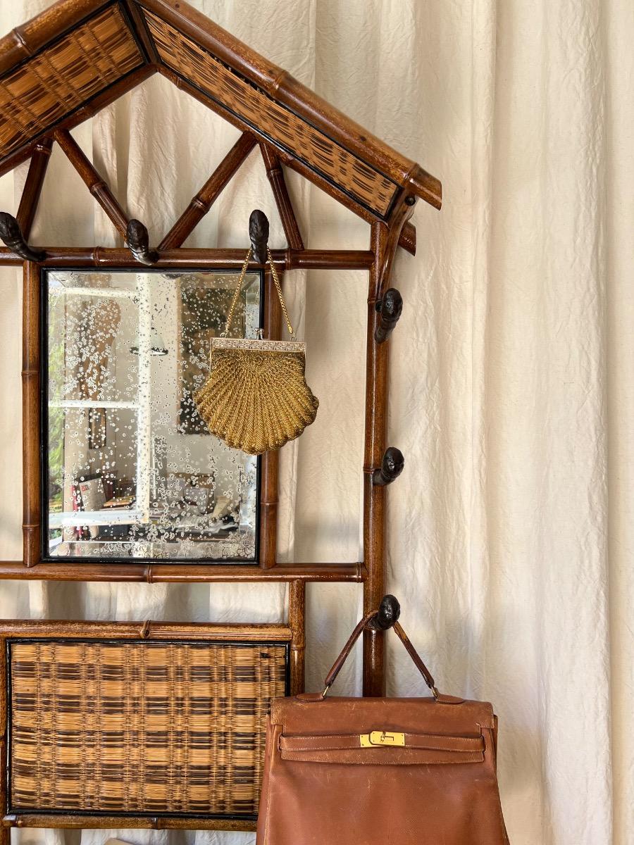 Vestiaire bambou rotin 1880