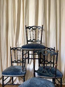Suite de 4 chaises NIII décor polychrome