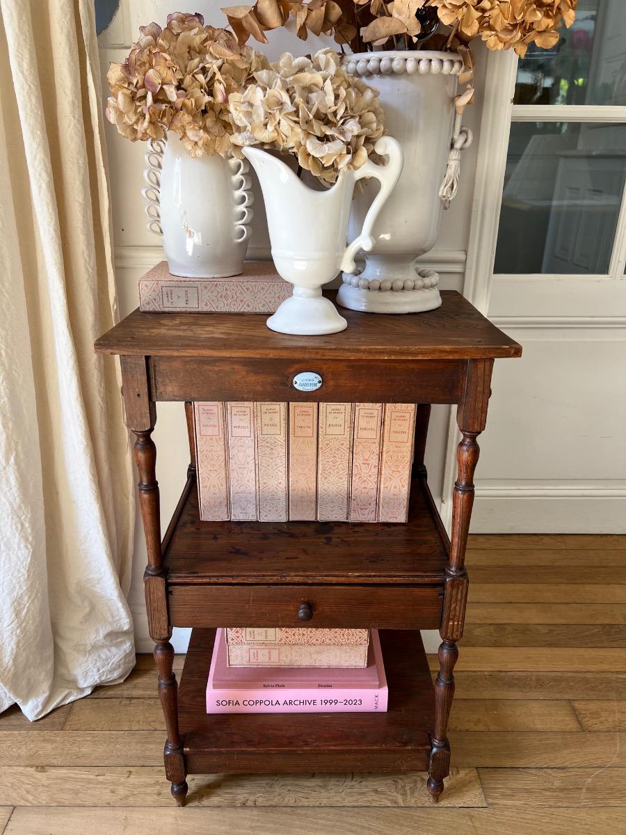 Meuble d’appoint sapin 1920