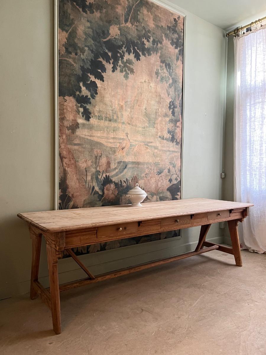 Grande table XIXème sapin, 6 tiroirs