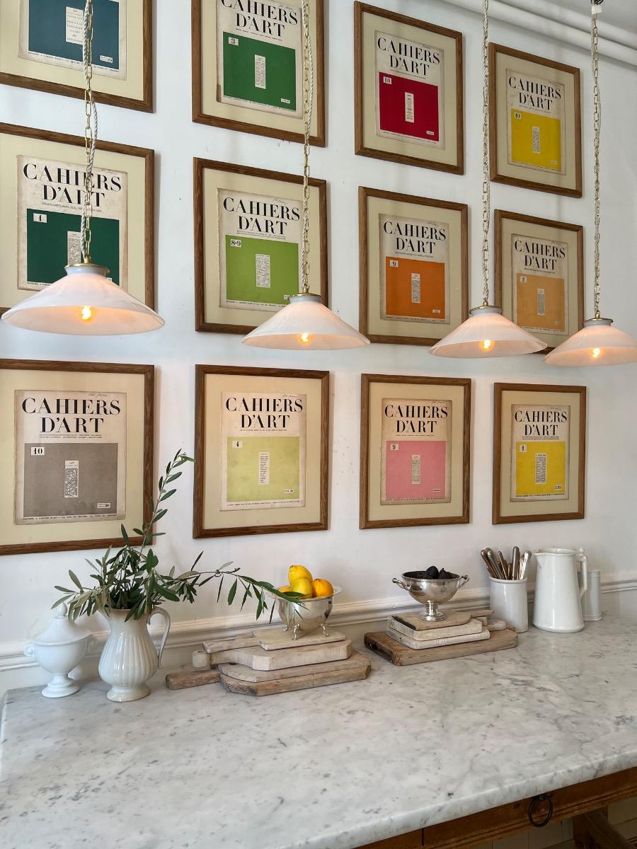 Suite de 4 suspensions opaline laiton 1930