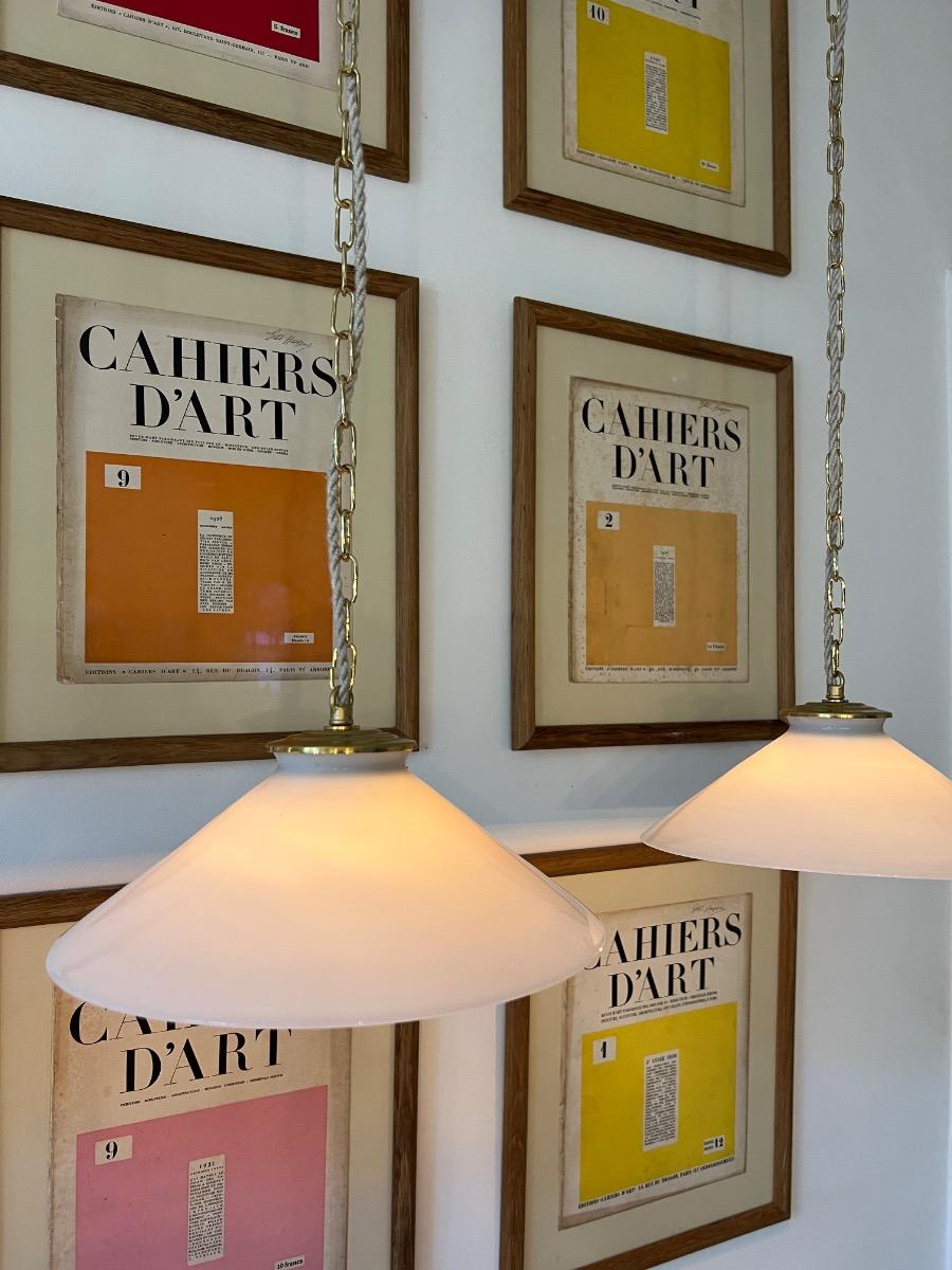 Suite de 4 suspensions opaline laiton 1930