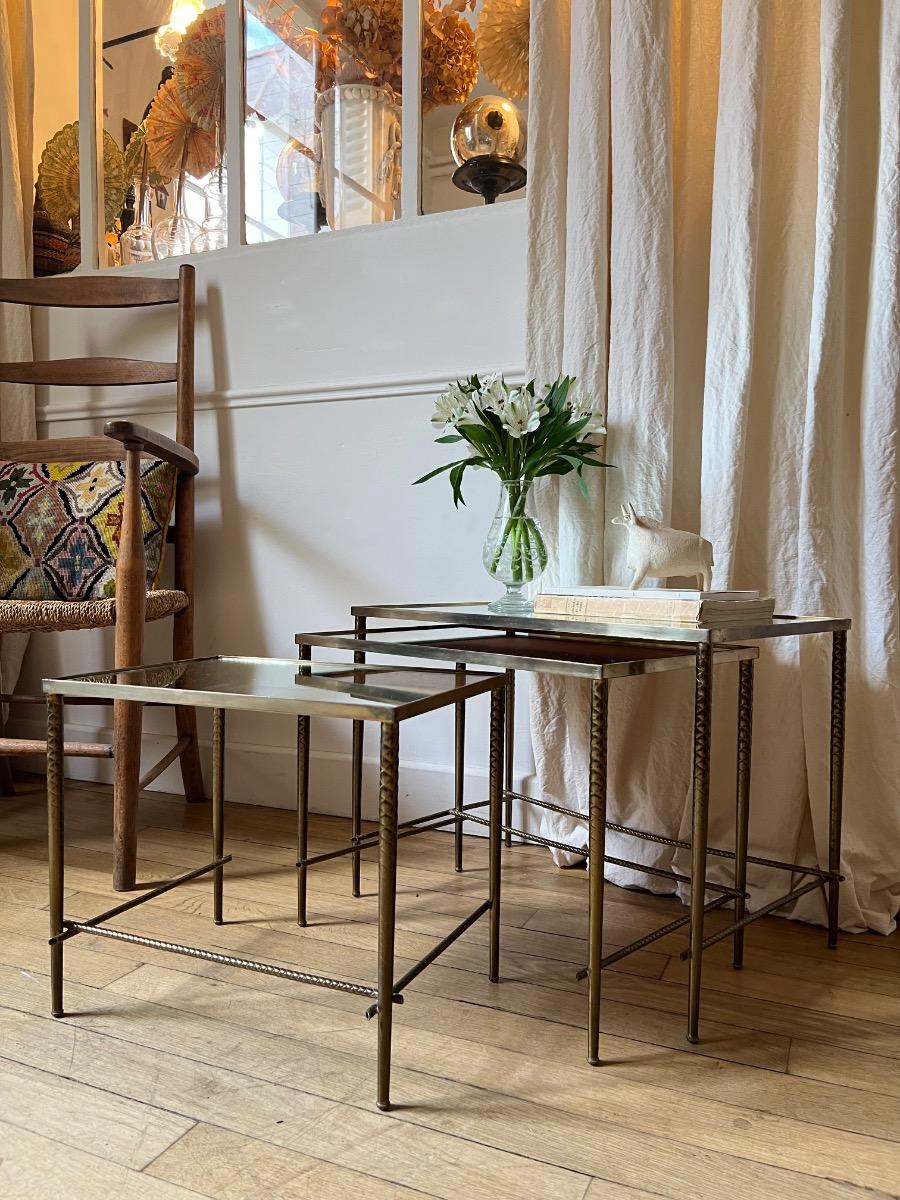 3 tables gigognes laiton miroir 1950