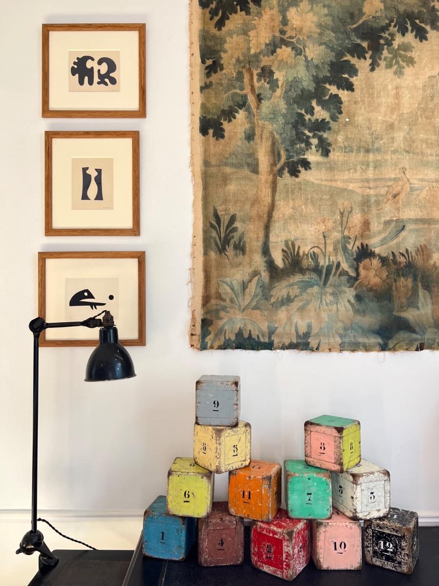 Jeu de cubes XL, bois peint, 1940