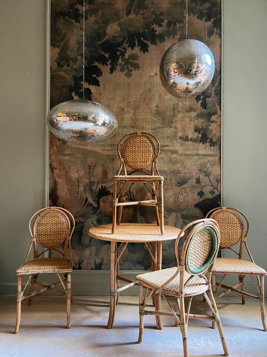 Salon rotin 1950, 4 chaises,1 table