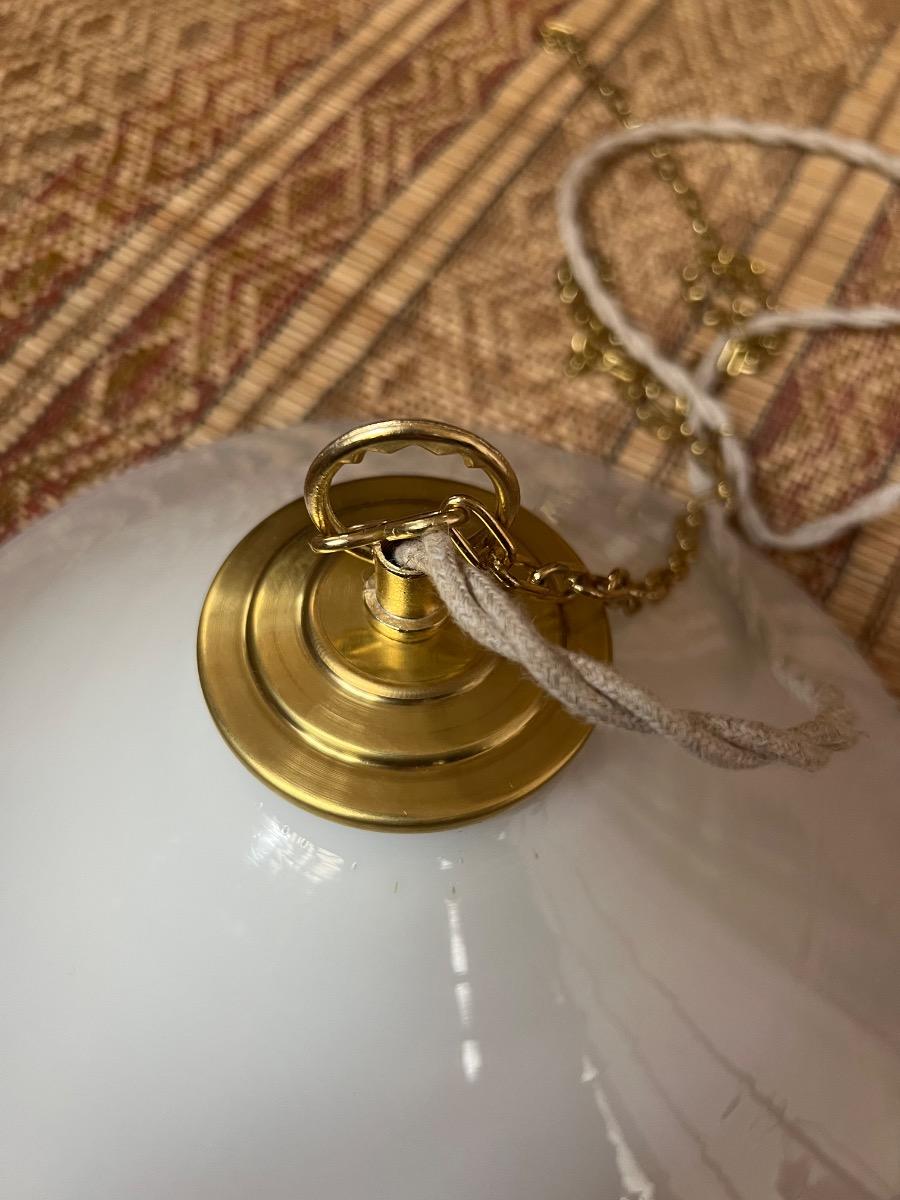 Suspension opaline et laiton 1930