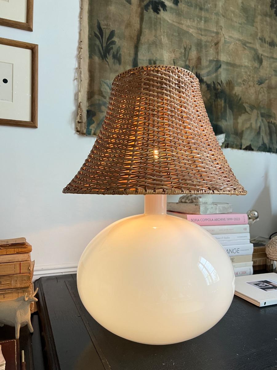 Lampe à poser opaline double-éclairage 1960