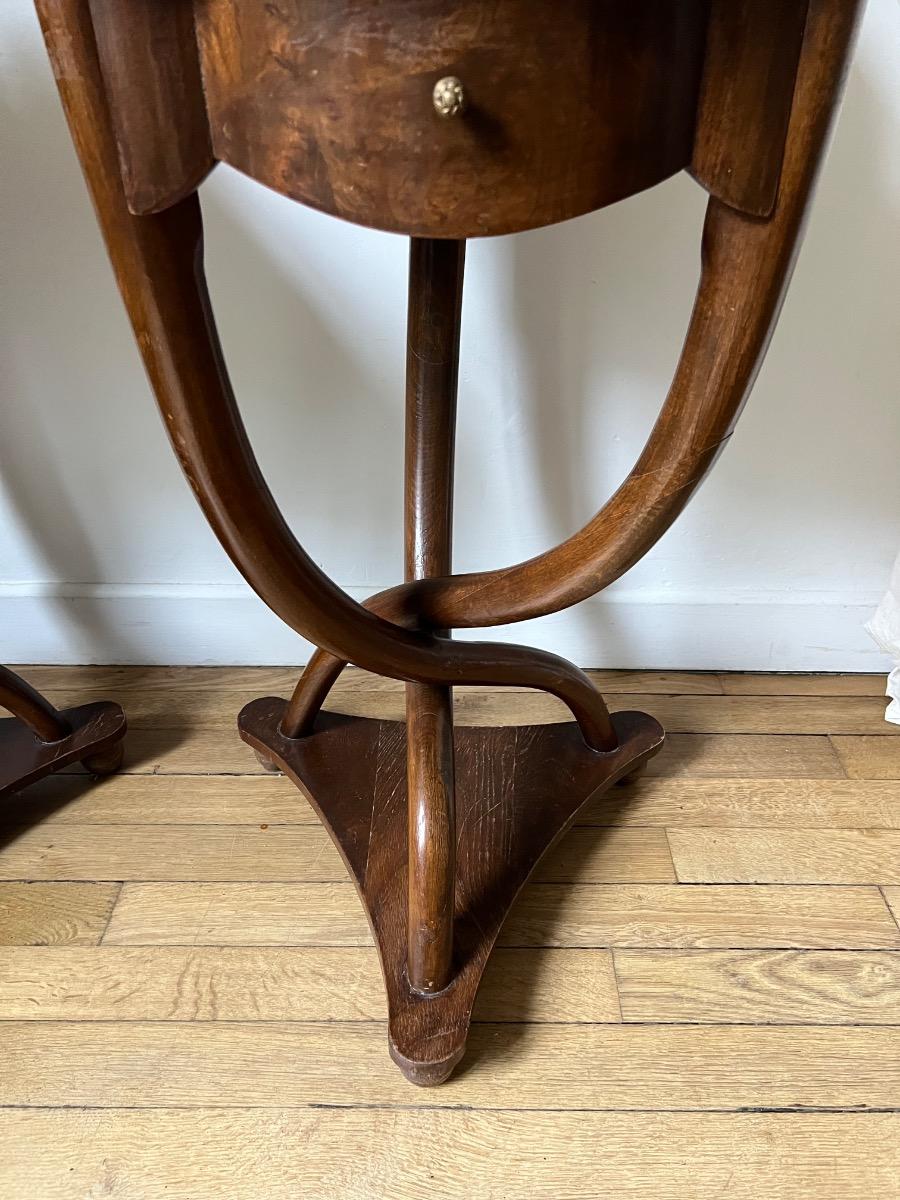 Paire de guéridons de style Biedermeier