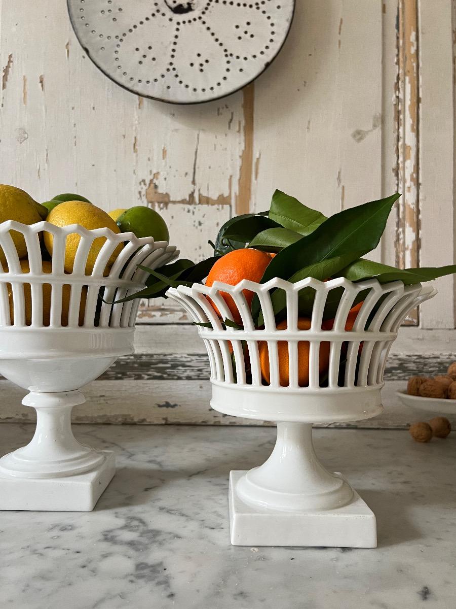 2 coupes à fruits porcelaine 1880