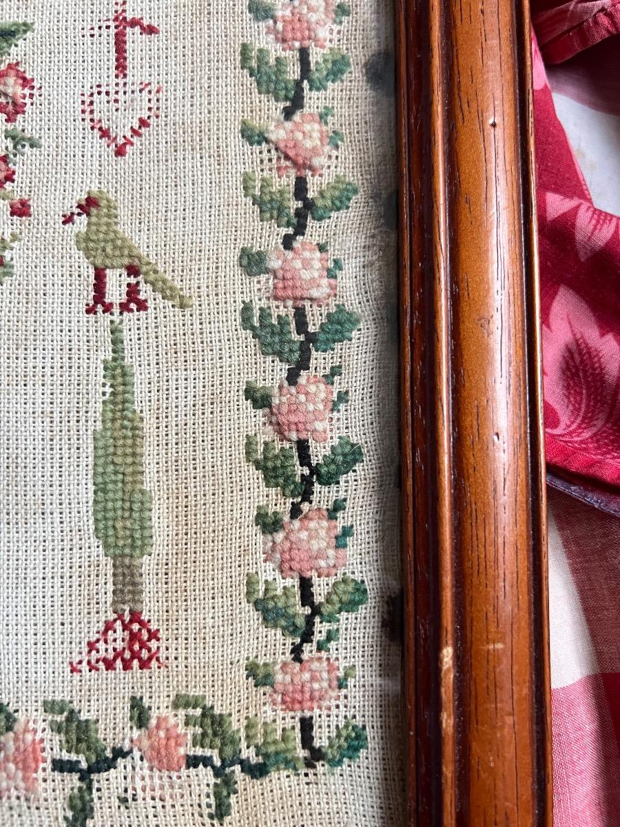 Ouvrage encadré XIXème point de croix