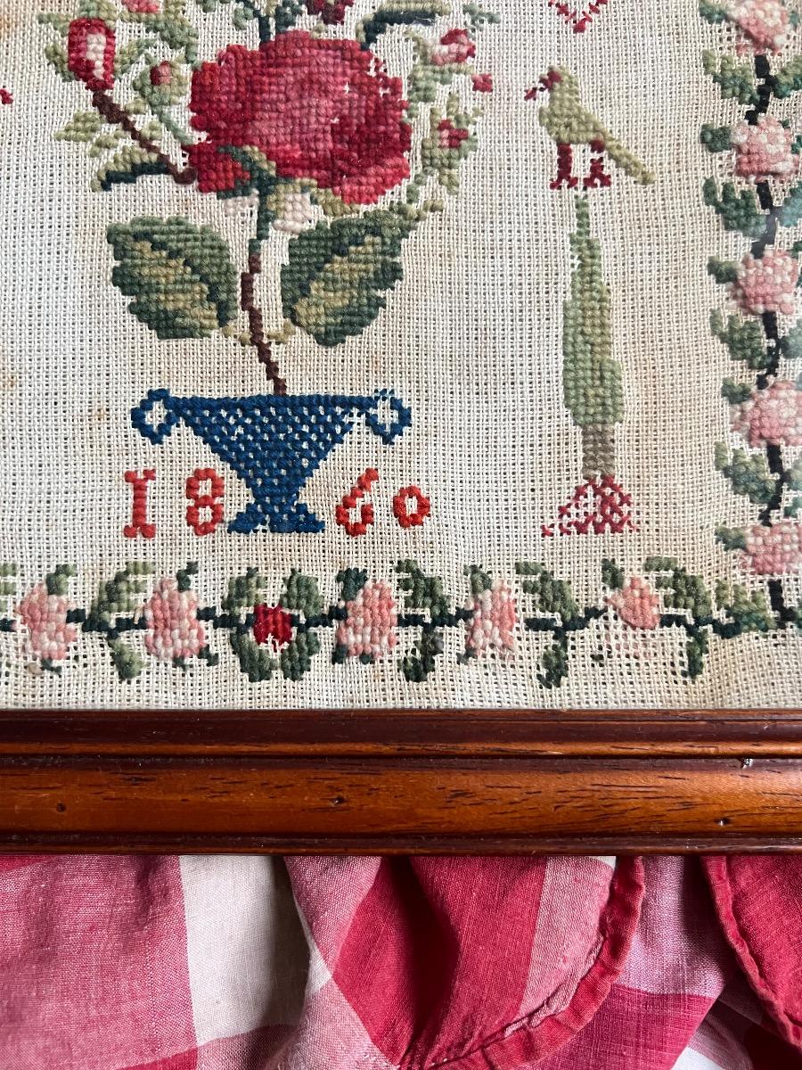 Ouvrage encadré XIXème point de croix