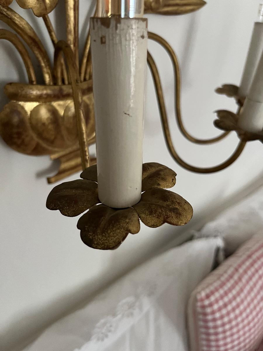 Paire de grandes appliques métal doré 1970