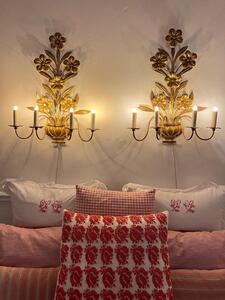 Paire de grandes appliques métal doré 1970