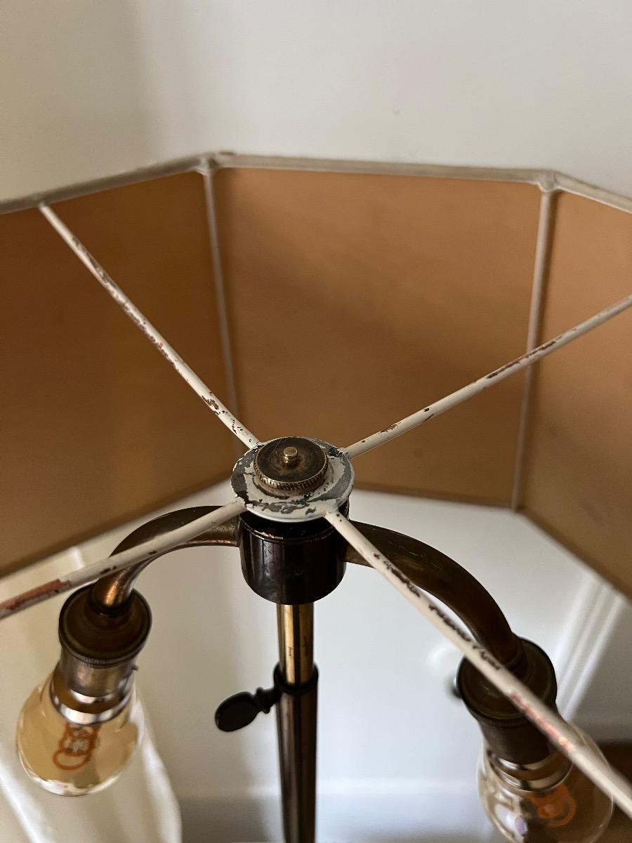 Grande lampe pagode métal laqué 1960