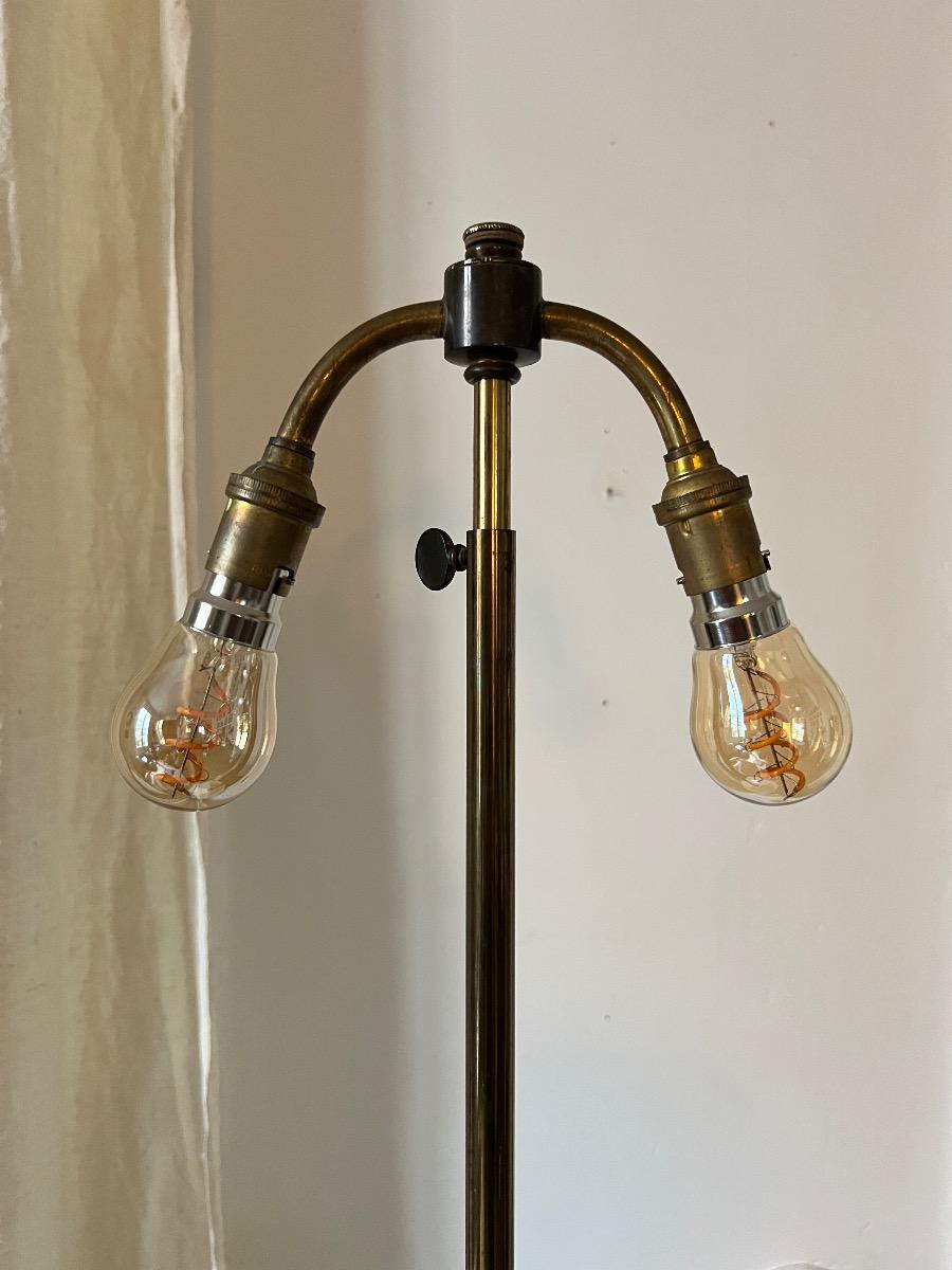 Grande lampe pagode métal laqué 1960