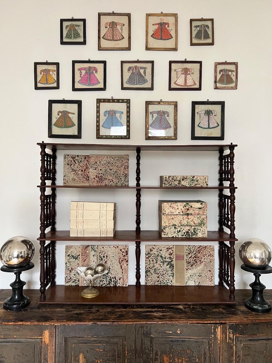 Large étagère noyer XIXème 