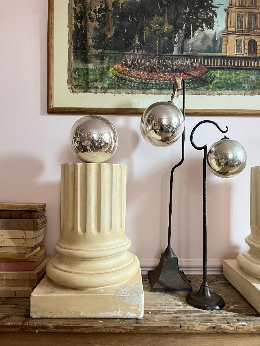 Paire de piédestaux néoclassiques plâtre 