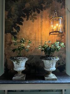 Paire de vases de jardin ciment 1940