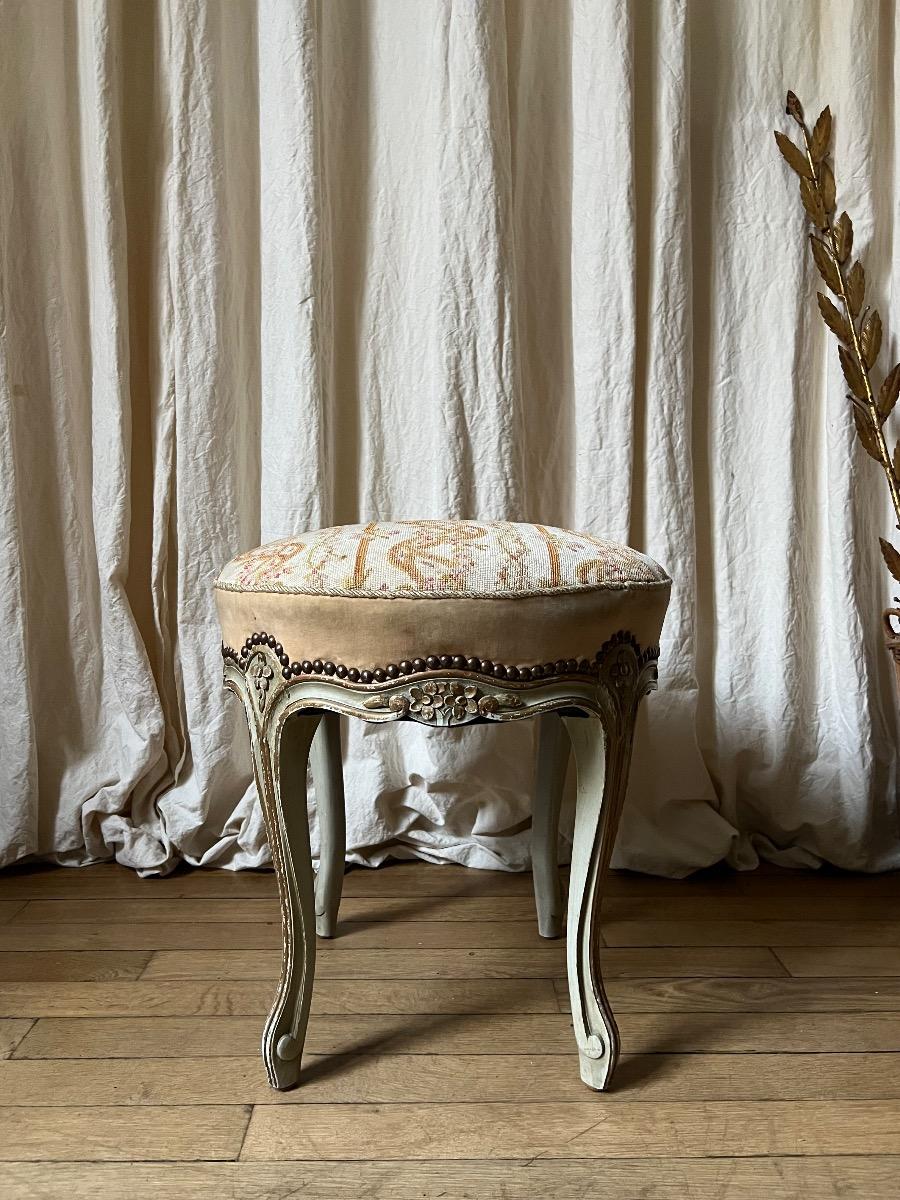 Tabouret de style Louis XV