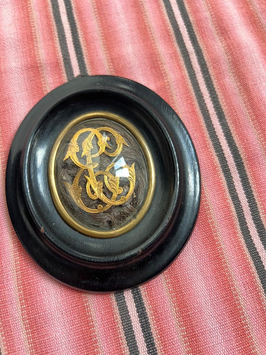 2 médaillons reliquaires NIII