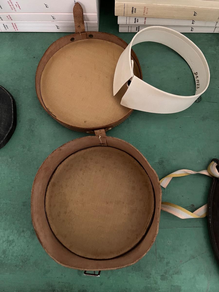 Boîte à cols cuir piqué sellier 1950