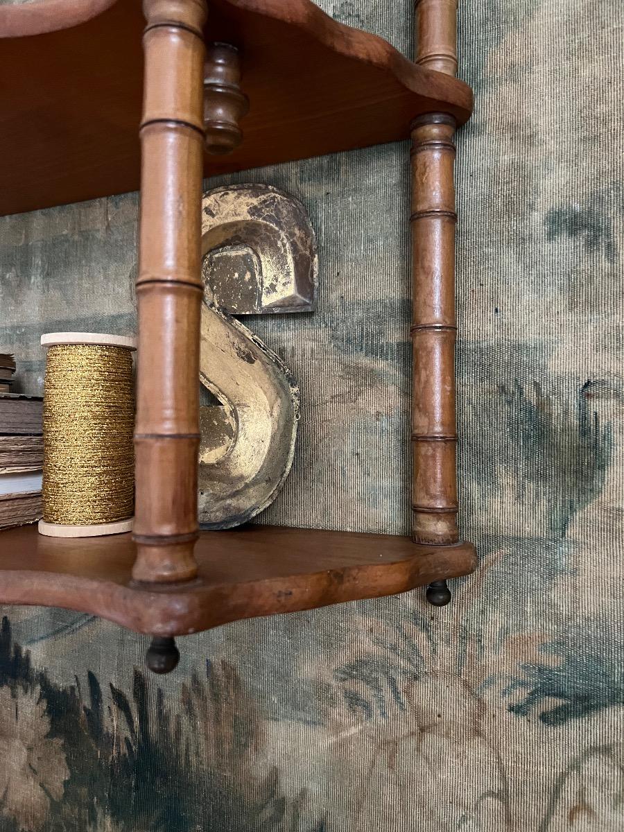 Étagère bois faux-bambou 1880