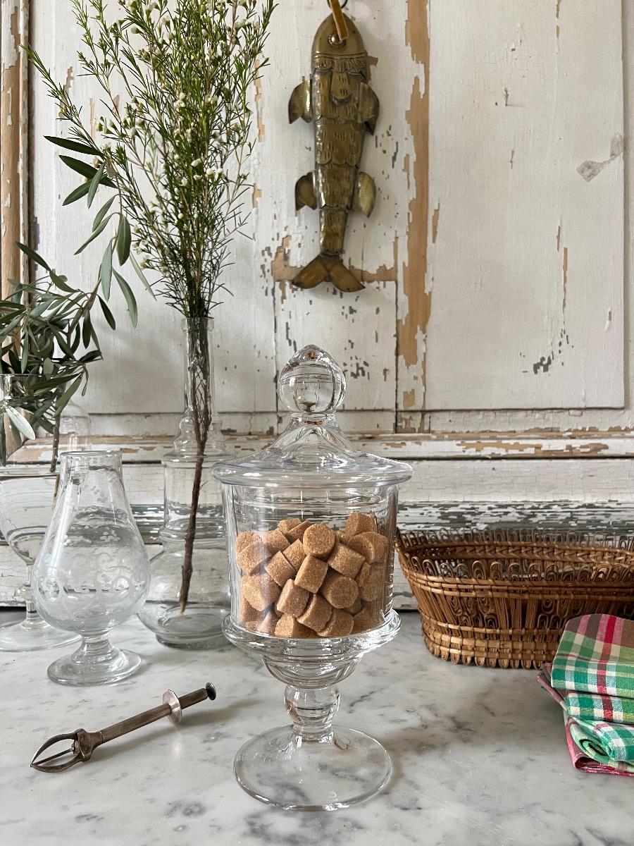 Drageoir pot couvert verre 1930