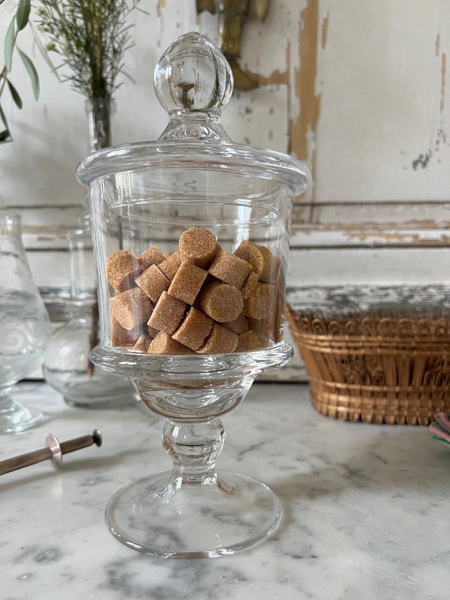 Drageoir pot couvert verre 1930