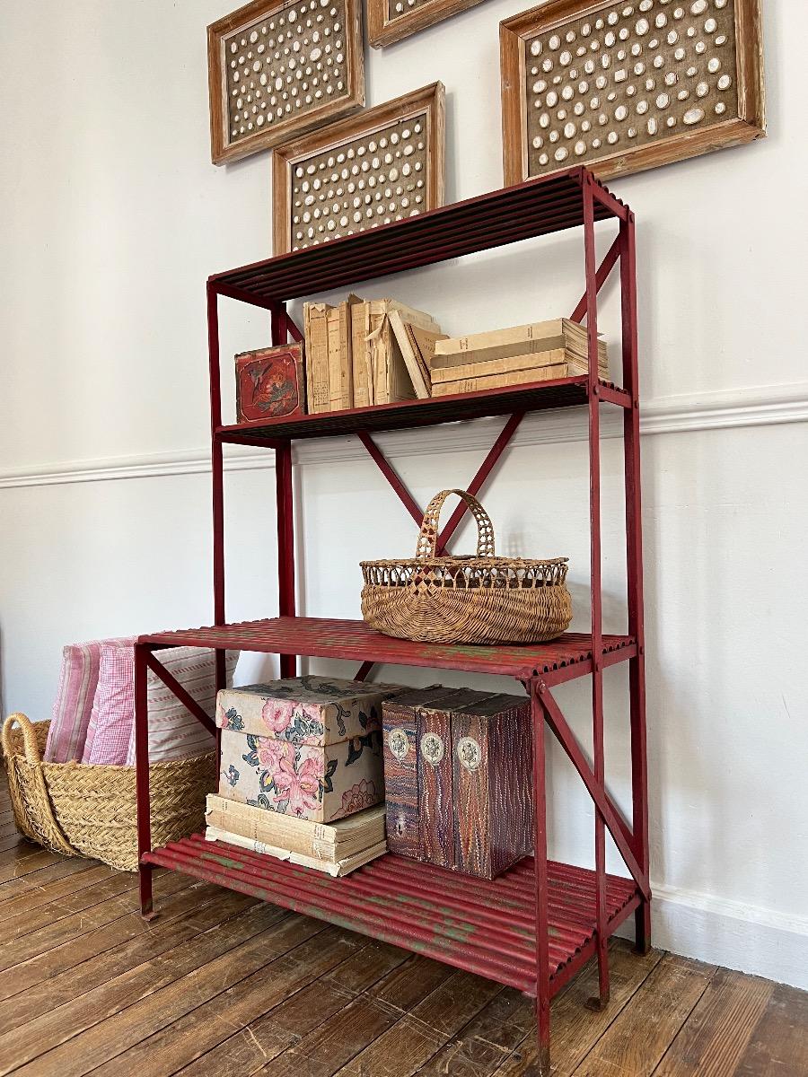 Étagère métal patine d’origine 1940