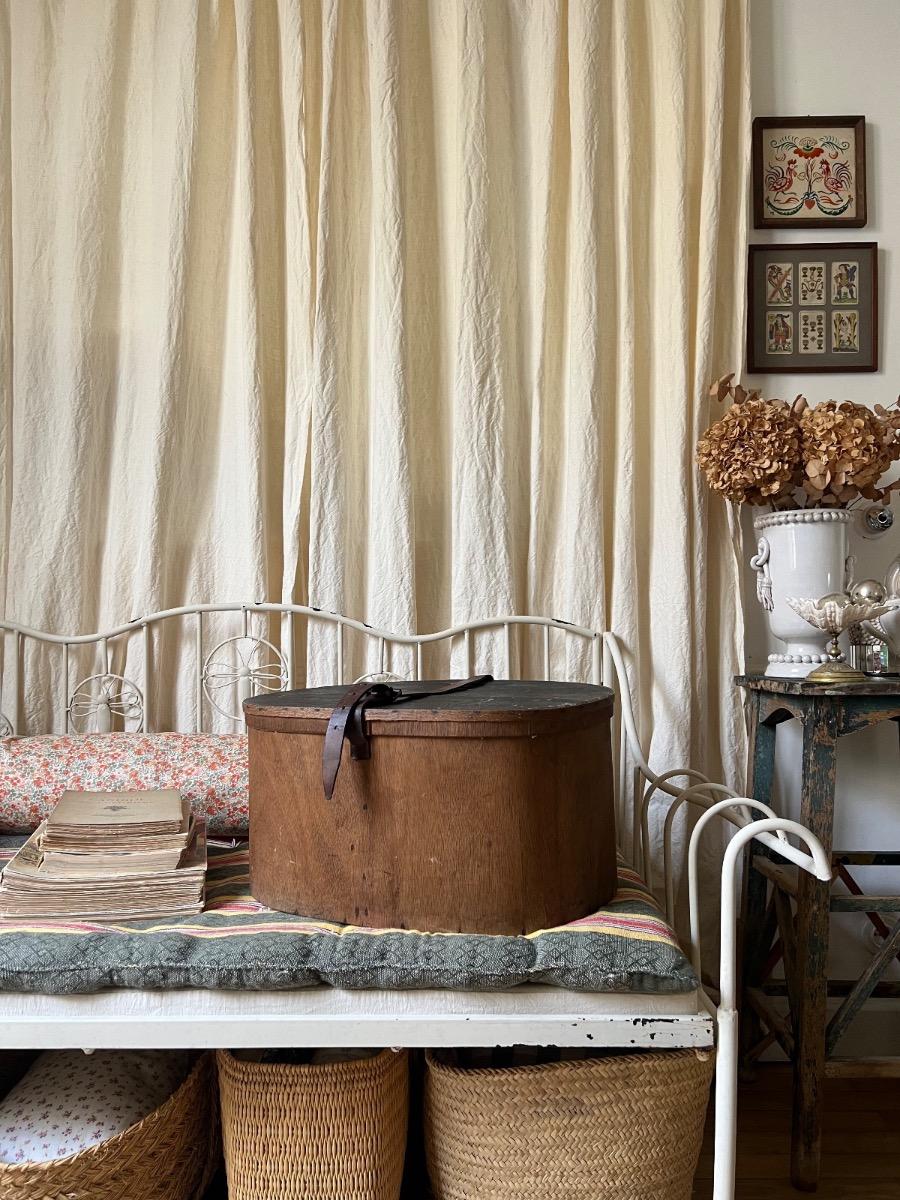 Boîte à chapeaux XIXême bois cintré