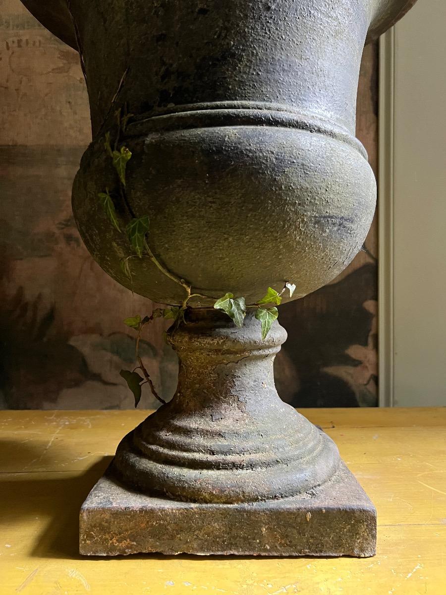 Suite 3 vases de jardin fonte ép. Directoire