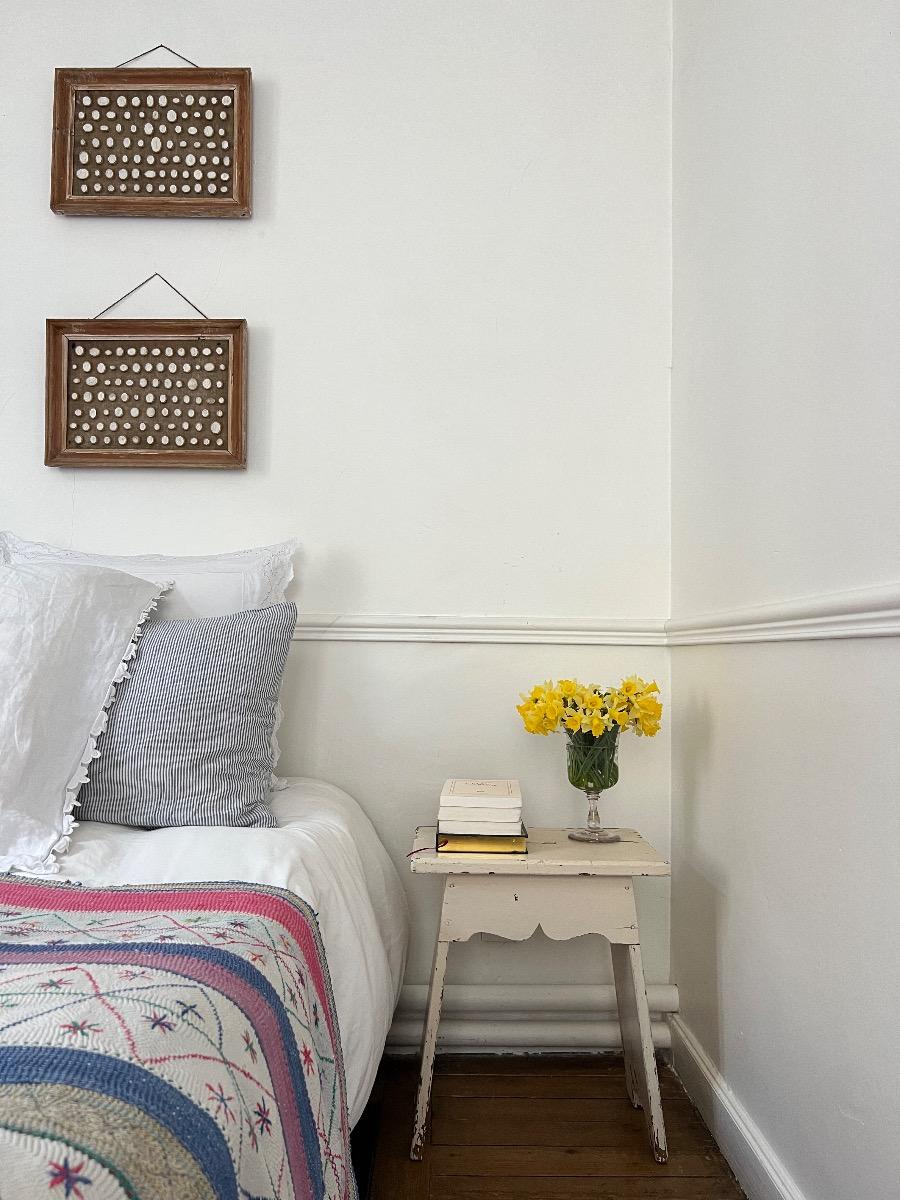 Paire de chevets bois peint 1940