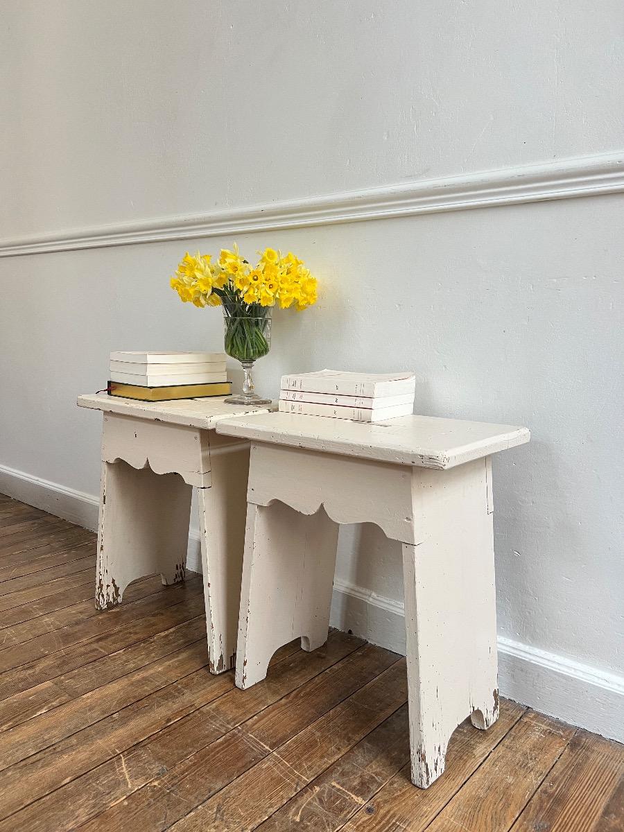 Paire de chevets bois peint 1940