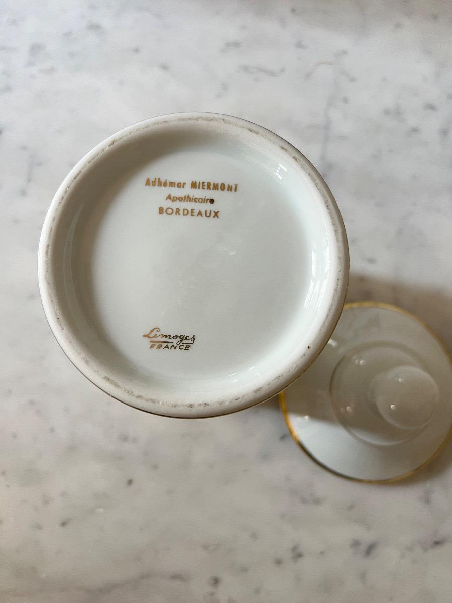 Pot d’apothicaire porcelaine 1950