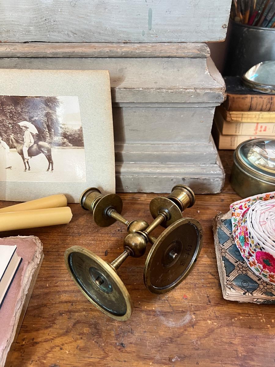 Paire de bougeoirs laiton 1940