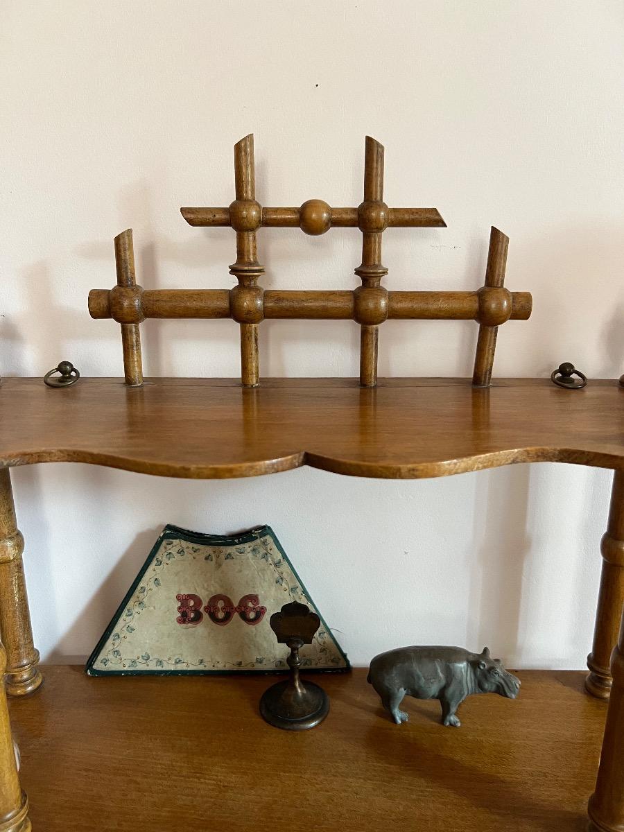 Étagère galbée XIXème