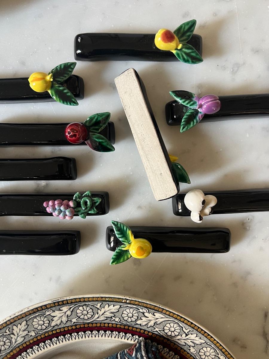 Service 10 porte-couteaux céramique 1960