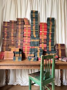 Ensemble de 290 livres reliés