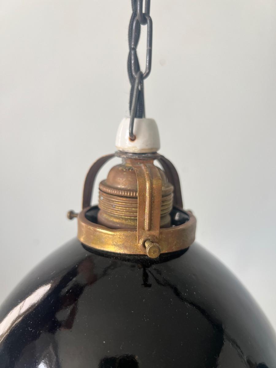 Suite de 3 suspensions tôle émaillée 1940