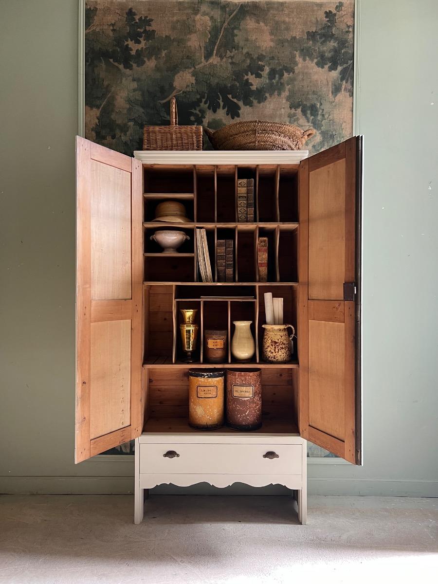 Armoire de métier début XXème