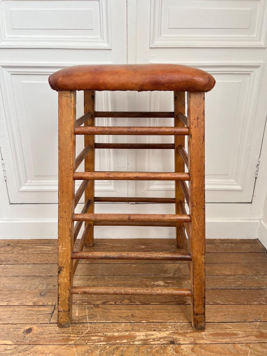 Agrès de gymnastique cuir 1950