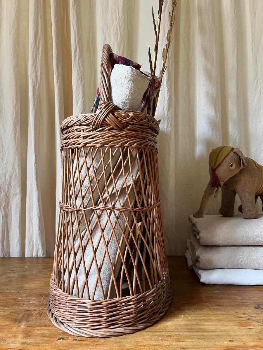 Grand panier oblong osier 1950