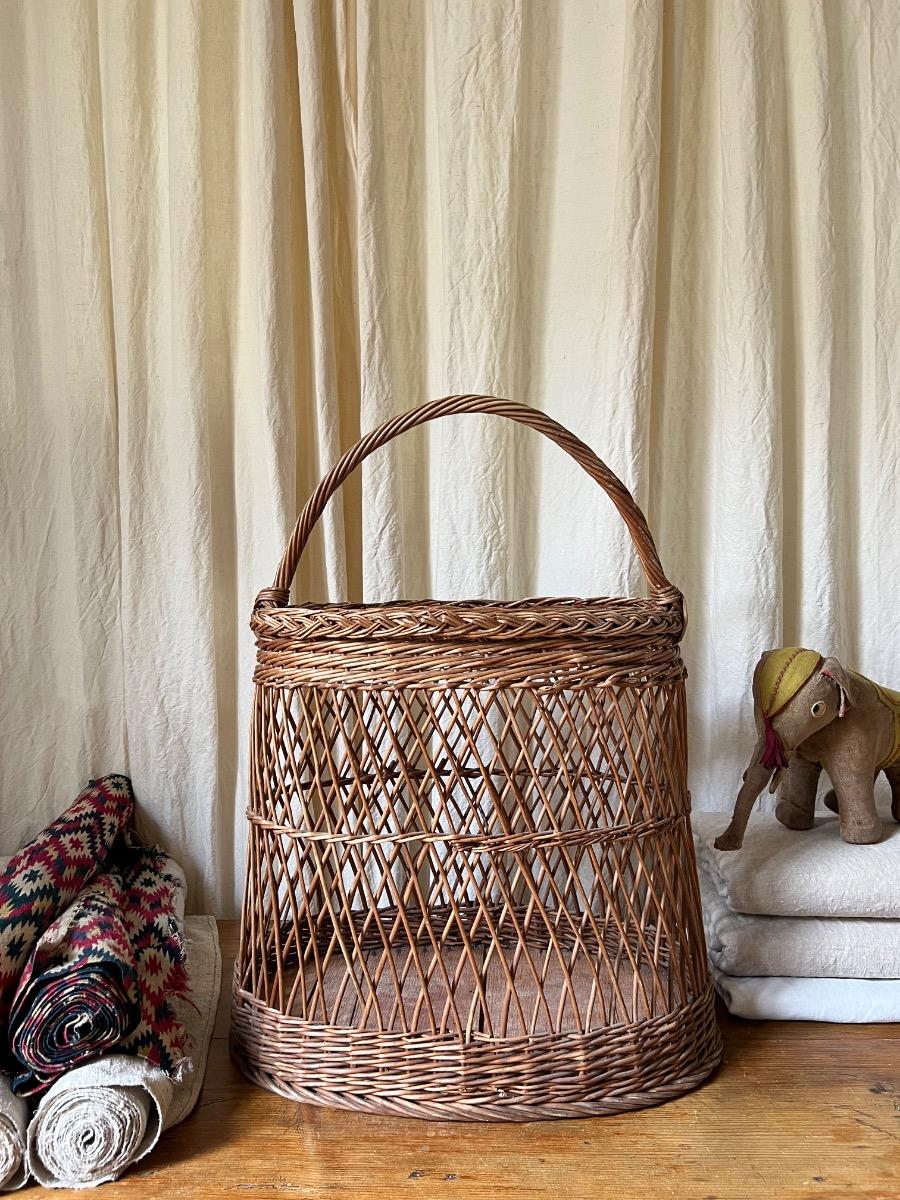 Grand panier oblong osier 1950