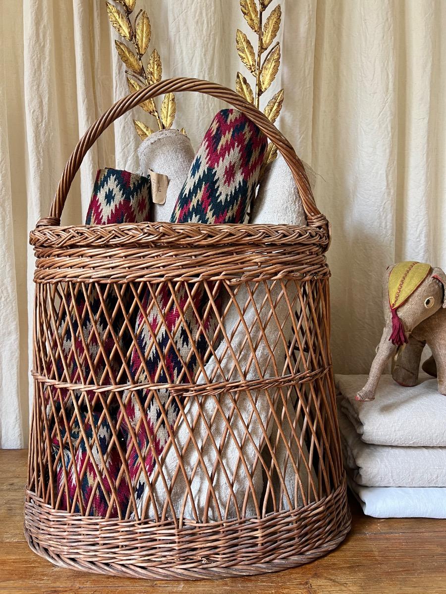 Grand panier oblong osier 1950